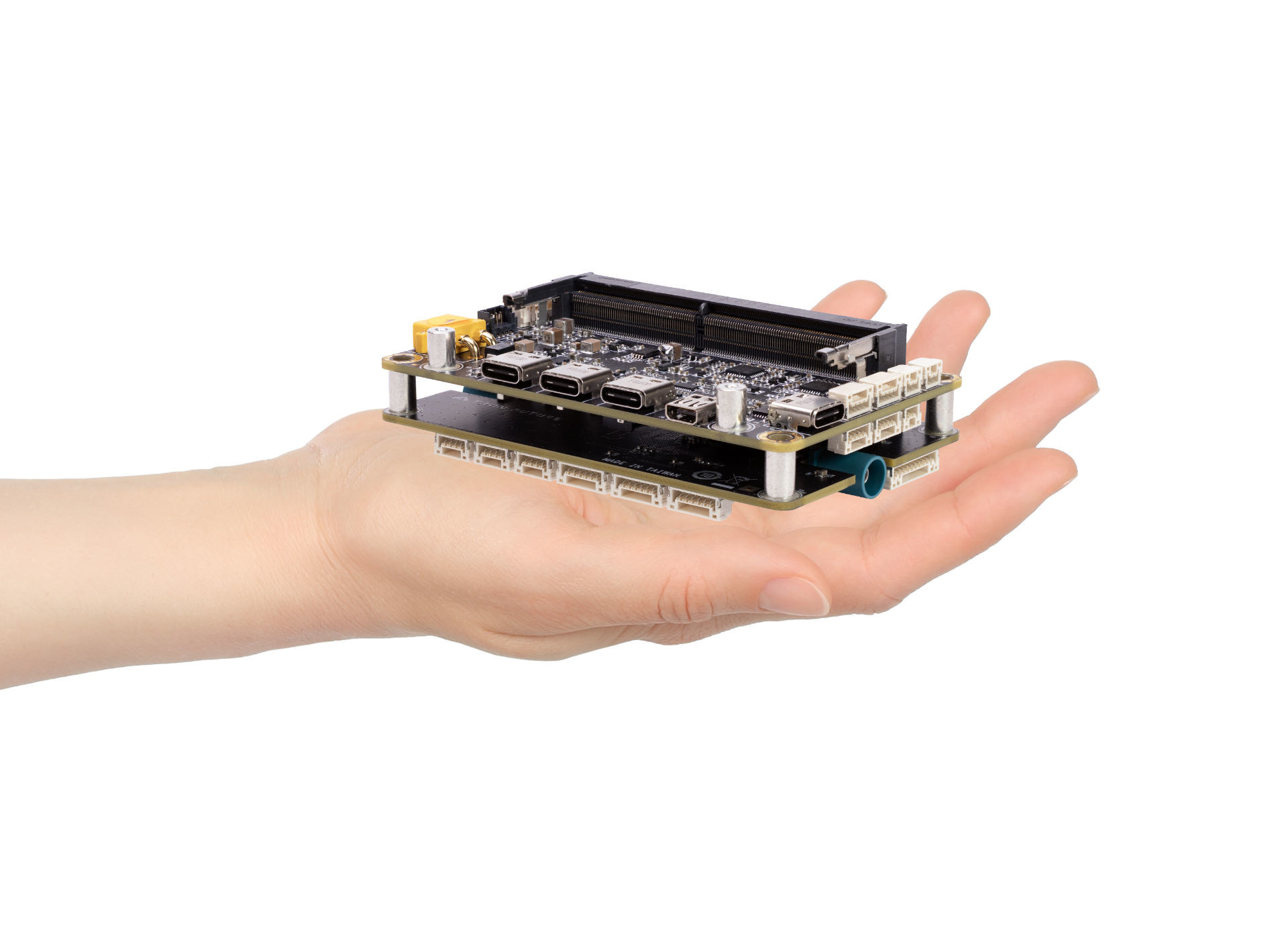 The compact-designed D133TE companion board for commerical UAVs.